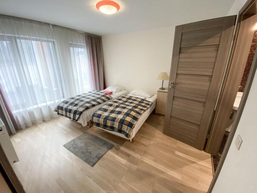 Old Town Apartment With Private Elevator Riga Exterior foto